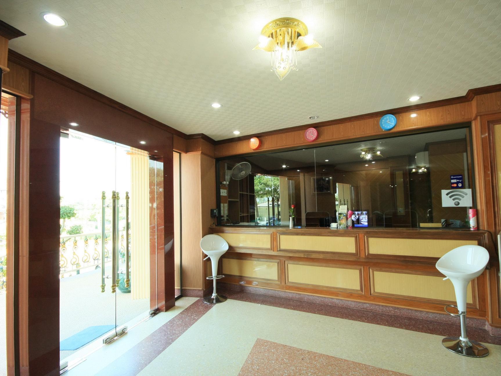 Rose Garden Hotel Пра Након Си Аютая Екстериор снимка